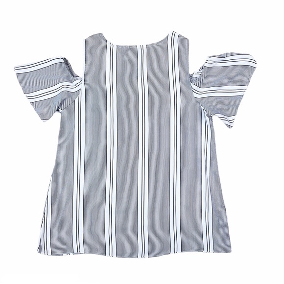 Bobeau blue stripe cold shoulder blouse top - Picture 2 of 4